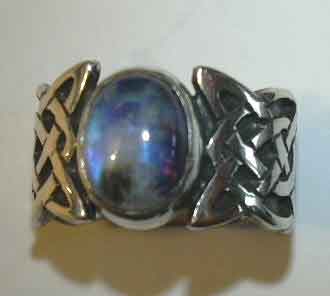 keltischer-ring-mit-mondstein-silber.jpg