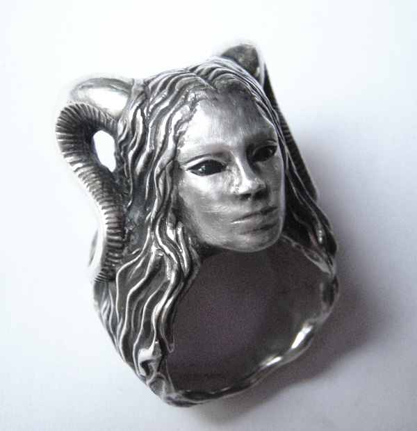 satyr-ring-silber-edelstein.jpg