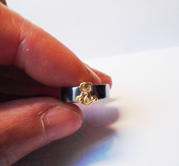 zehen-ring-thorshammer-silber-gold.jpg